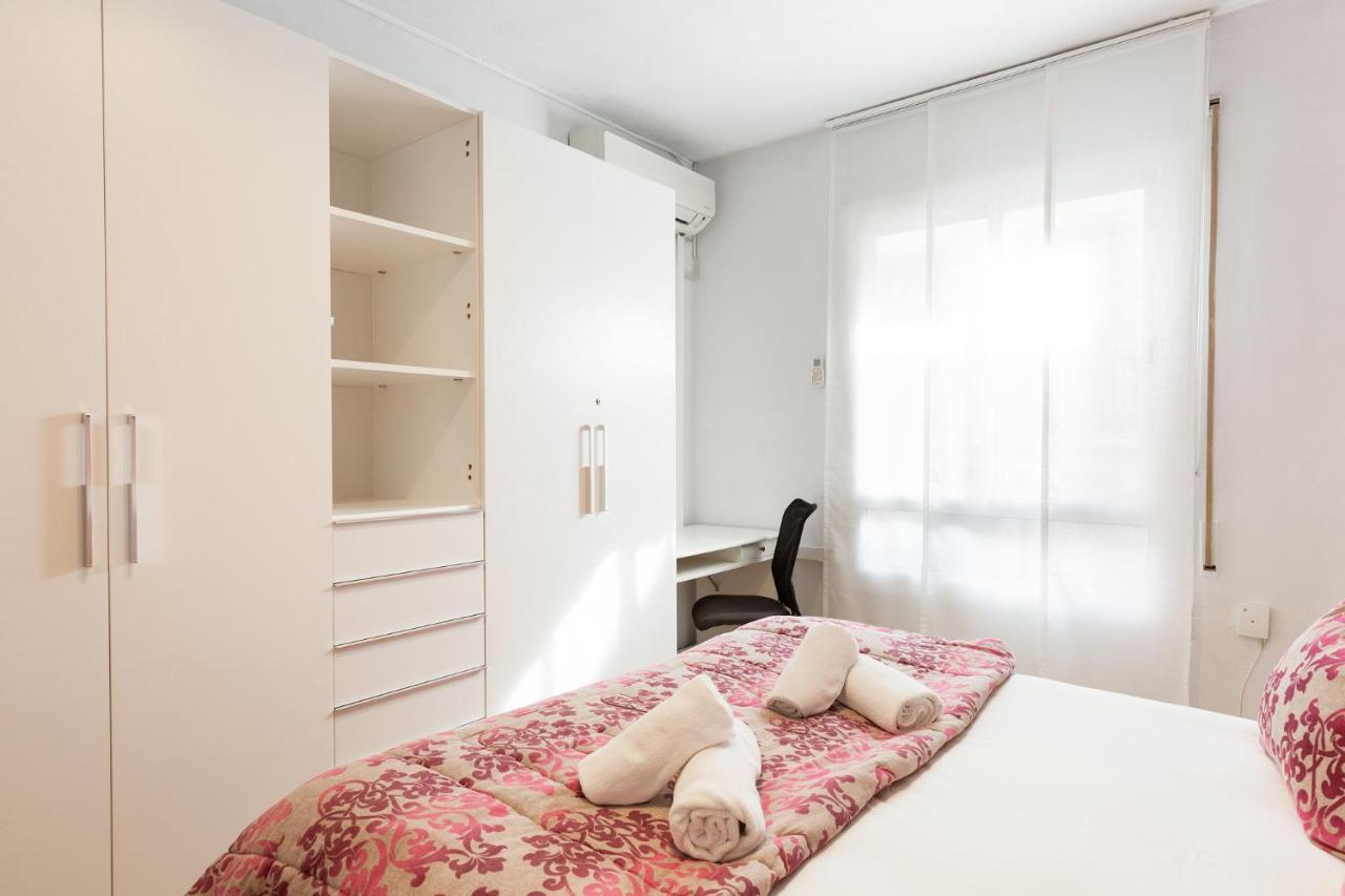 Stay U-Nique Apartments Radas II Barselona Dış mekan fotoğraf